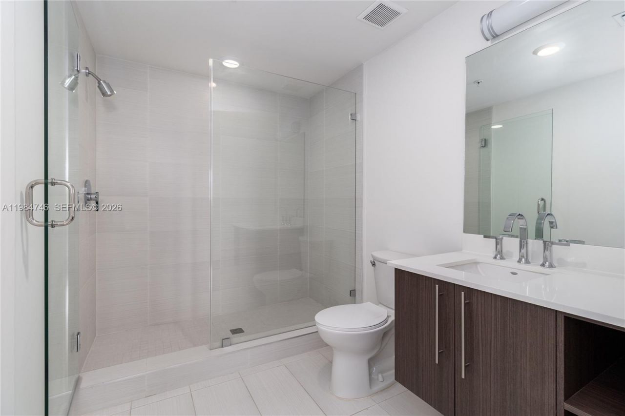 7661 NW 107th Ave , Unit 612, Doral, FL 33178 Photo