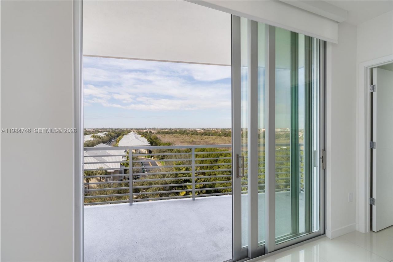 7661 NW 107th Ave , Unit 612, Doral, FL 33178 Photo