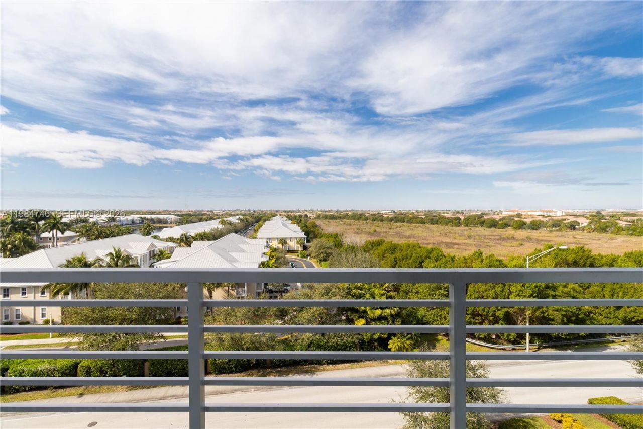 7661 NW 107th Ave , Unit 612, Doral, FL 33178 Photo