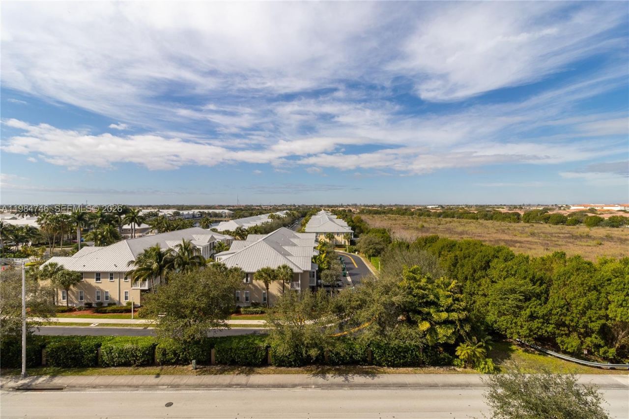 7661 NW 107th Ave , Unit 612, Doral, FL 33178 Photo