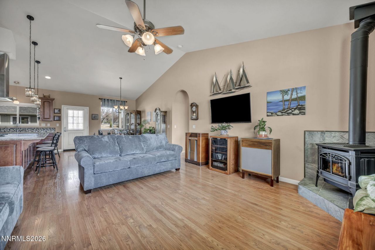 2785 Gordon Avenue, Minden, NV 89423 Photo