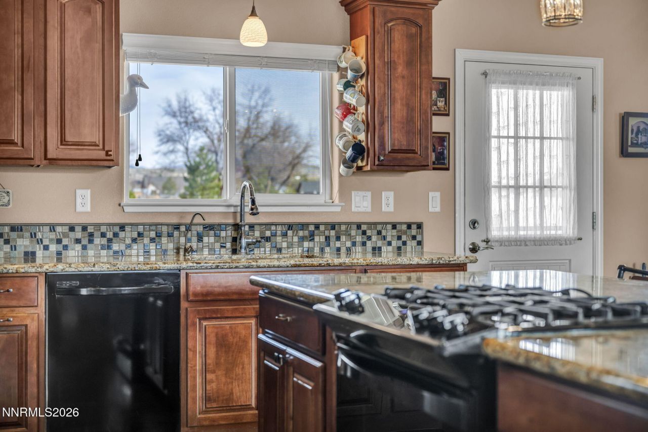 2785 Gordon Avenue, Minden, NV 89423 Photo