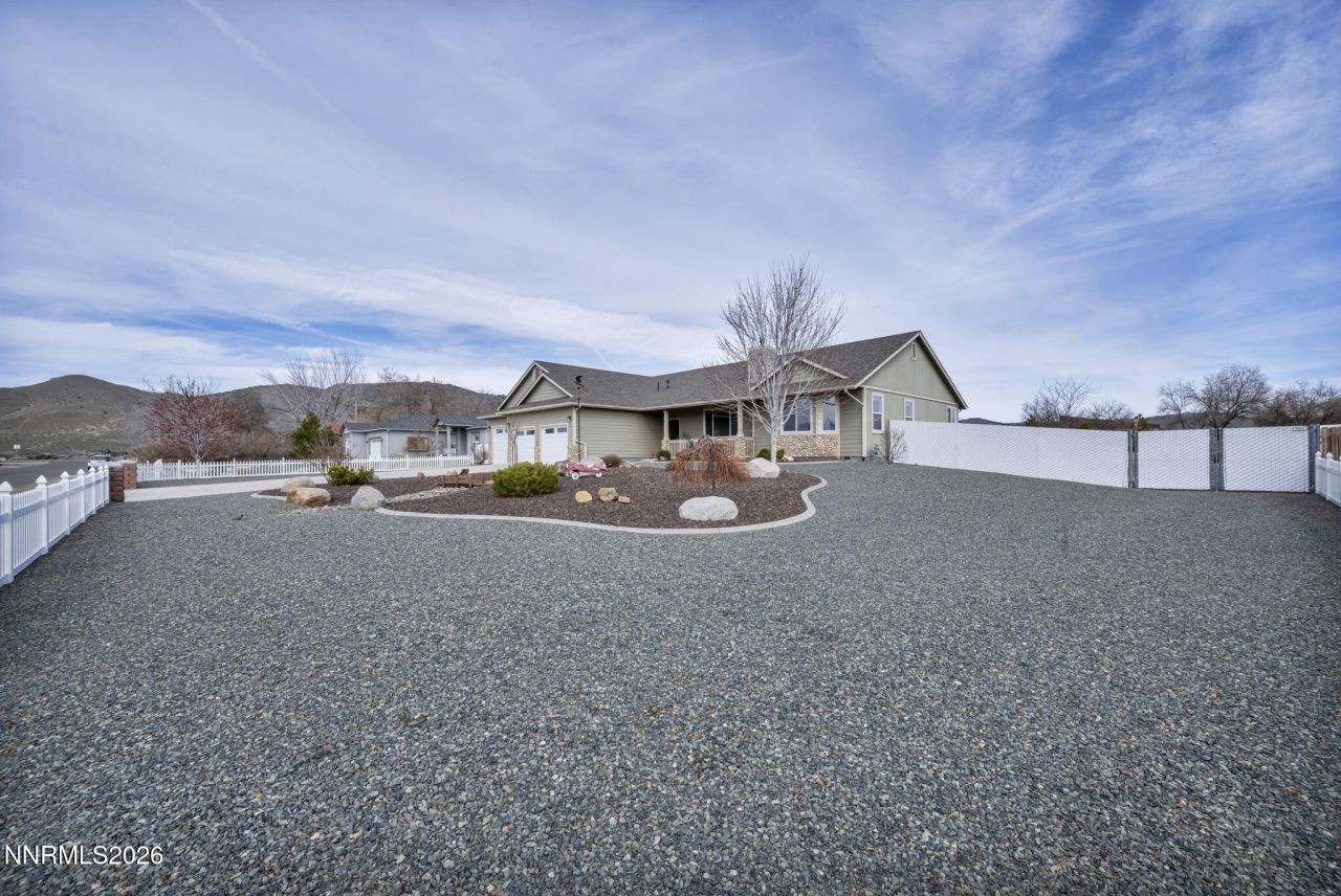 2785 Gordon Avenue, Minden, NV 89423 Photo