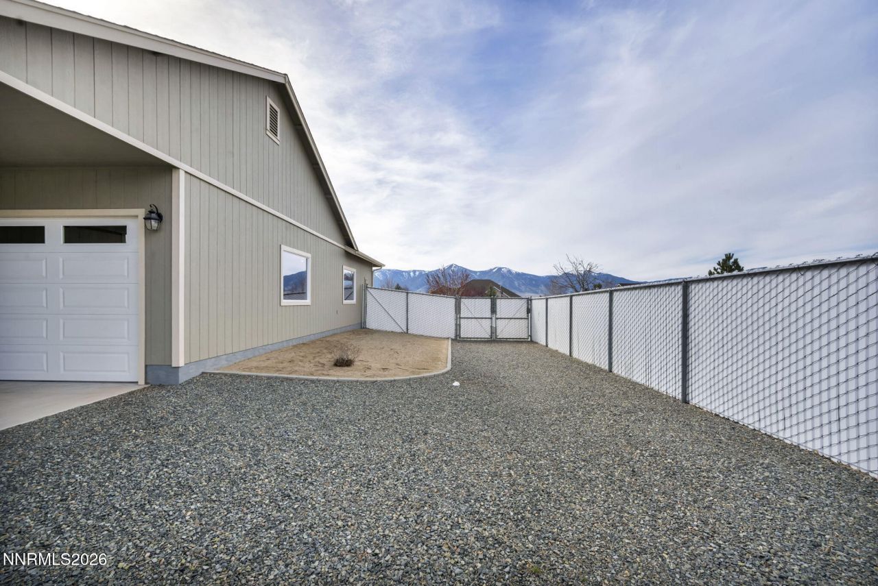 2785 Gordon Avenue, Minden, NV 89423 Photo