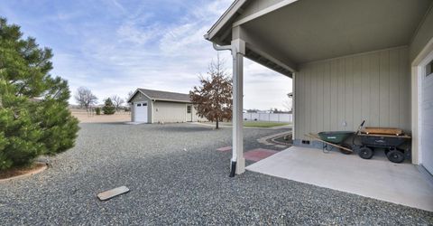 2785 Gordon Avenue, Minden, NV 89423 Photo