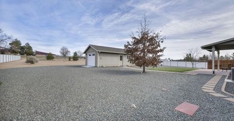 2785 Gordon Avenue, Minden, NV 89423 Photo
