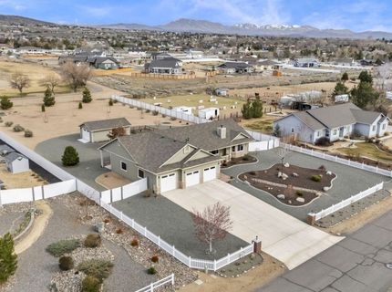 2785 Gordon Avenue, Minden, NV 89423 Photo