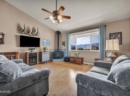 2785 Gordon Avenue, Minden, NV 89423 Photo