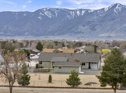 2785 Gordon Avenue, Minden, NV 89423 Photo