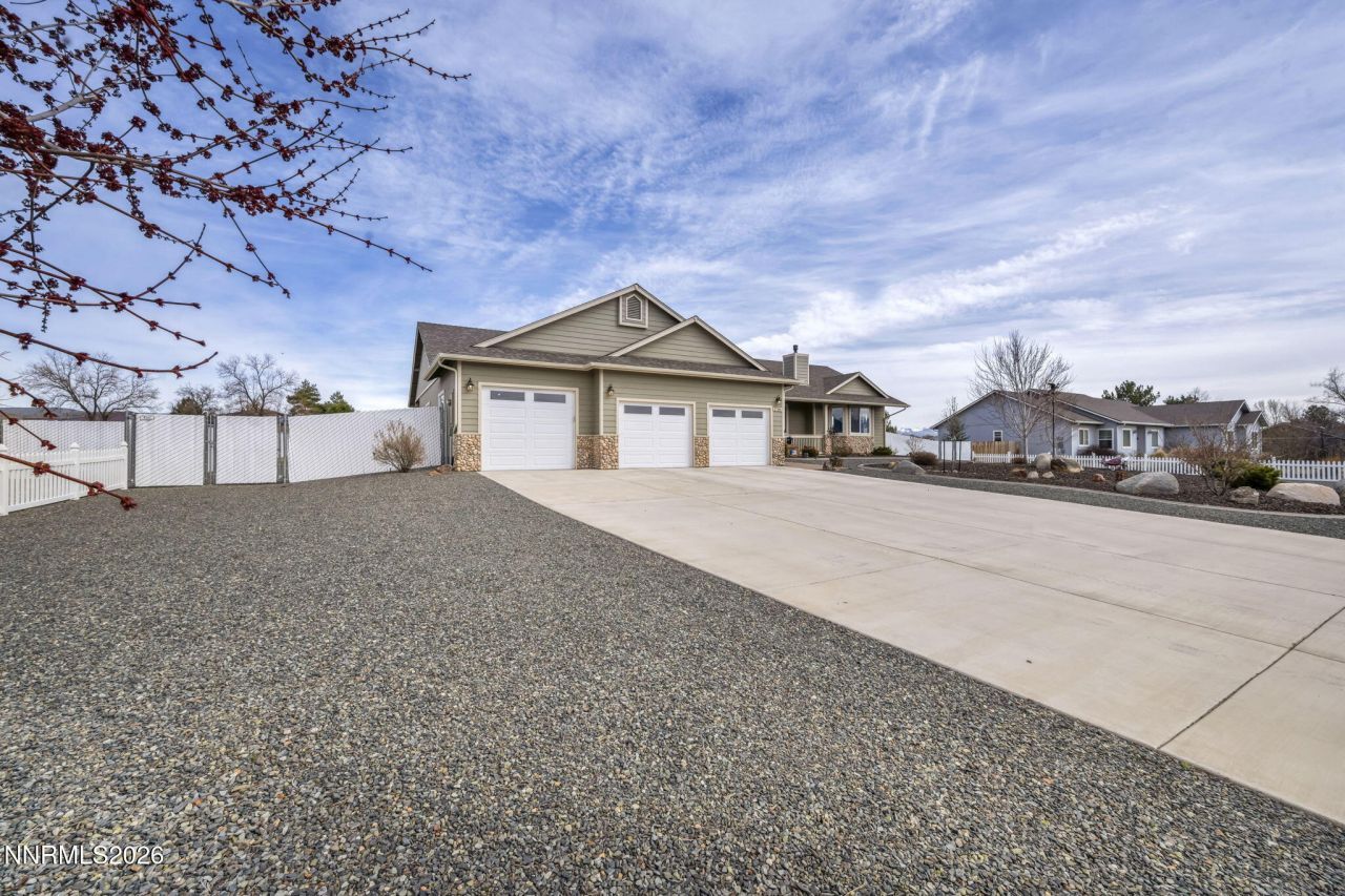 2785 Gordon Avenue, Minden, NV 89423 Photo