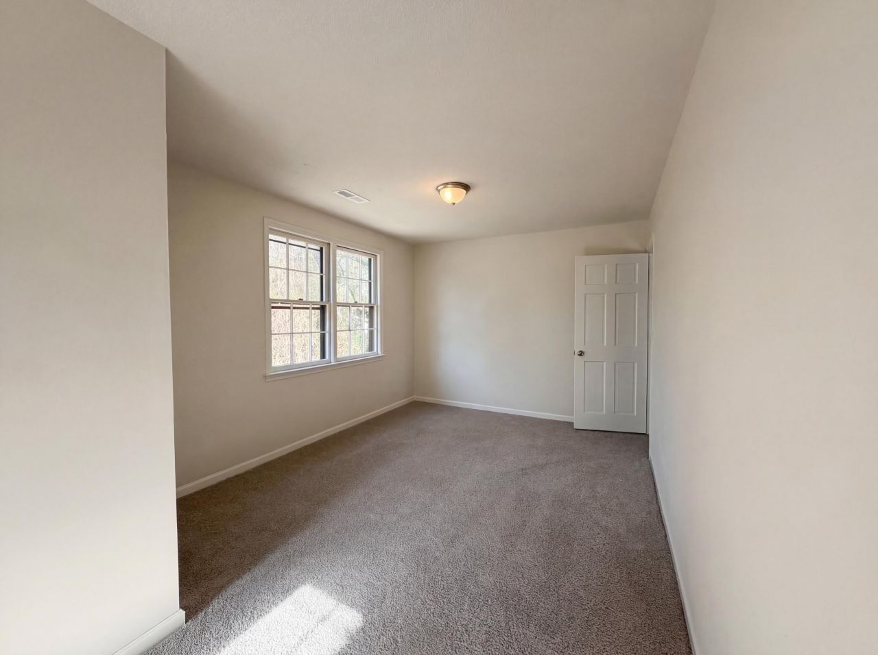 102 Brailsford Road Photo 12