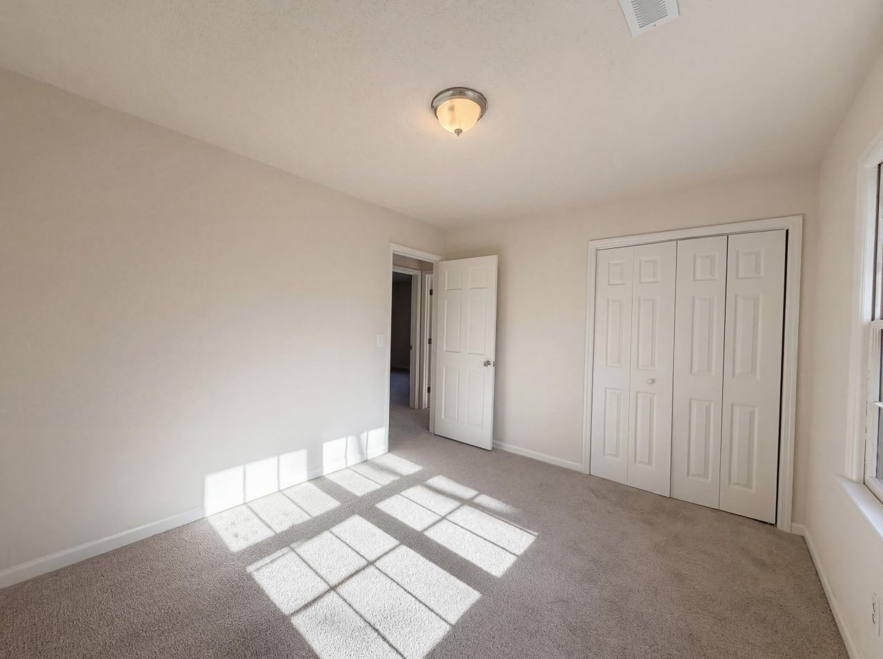 102 Brailsford Road Photo 15