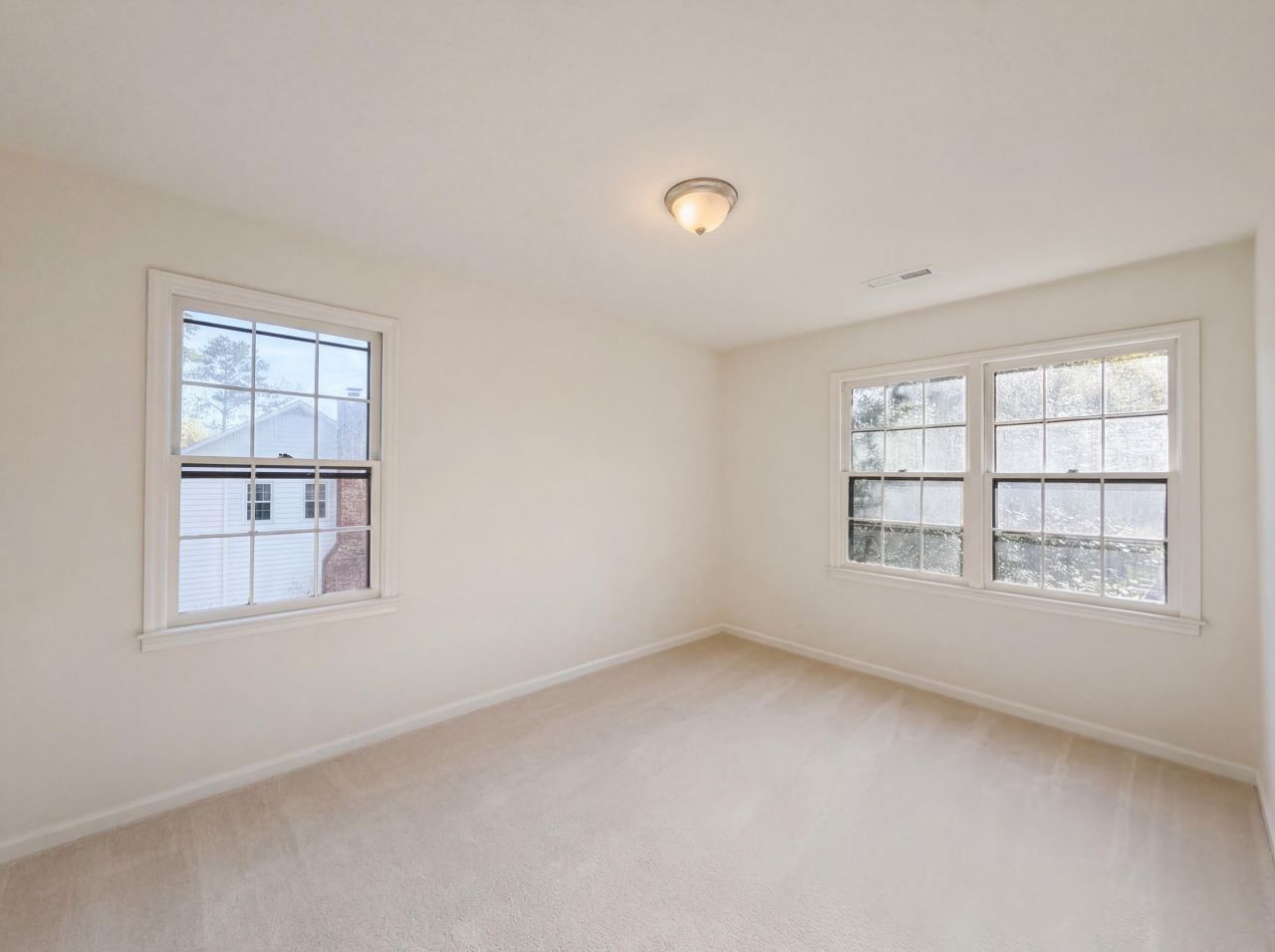 102 Brailsford Road Photo 18