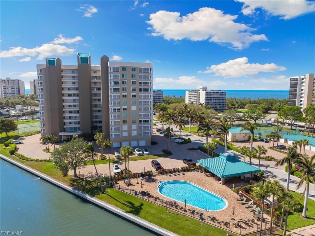 25 Bluebill Ave , Unit A-204, Naples, FL 34108 Photo