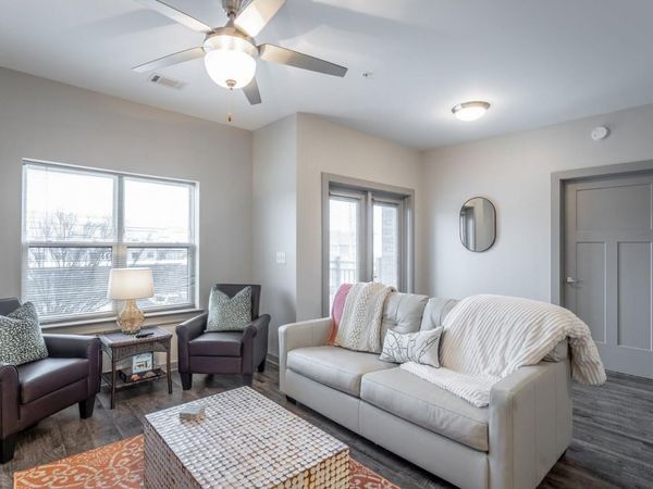 804 Riverfront Parkway, Chattanooga, TN 37402