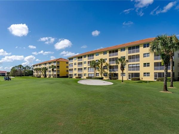 6828 Sterling Greens PL, Unit 101, NAPLES, FL 34104