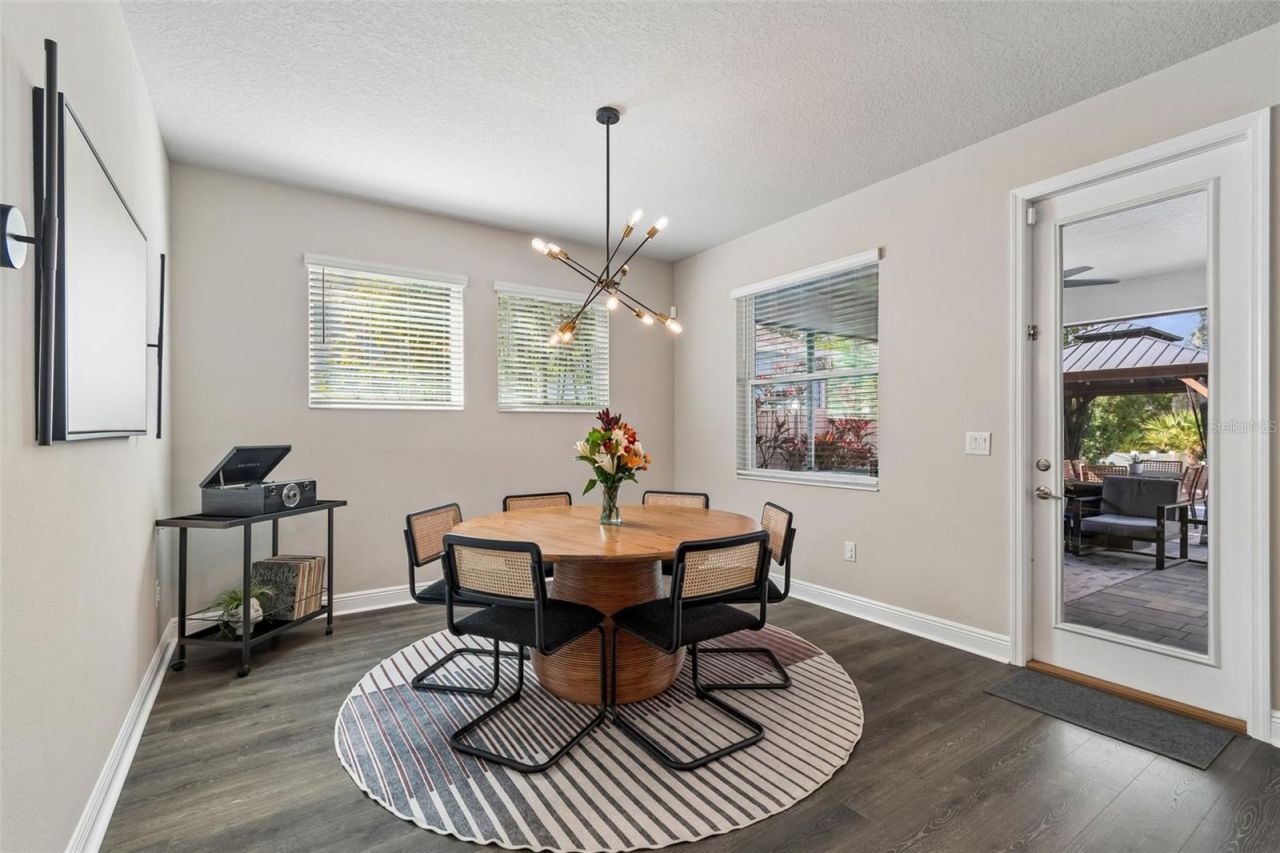 4911 Lakeshore Oaks Court, Tampa, FL 33624 Photo