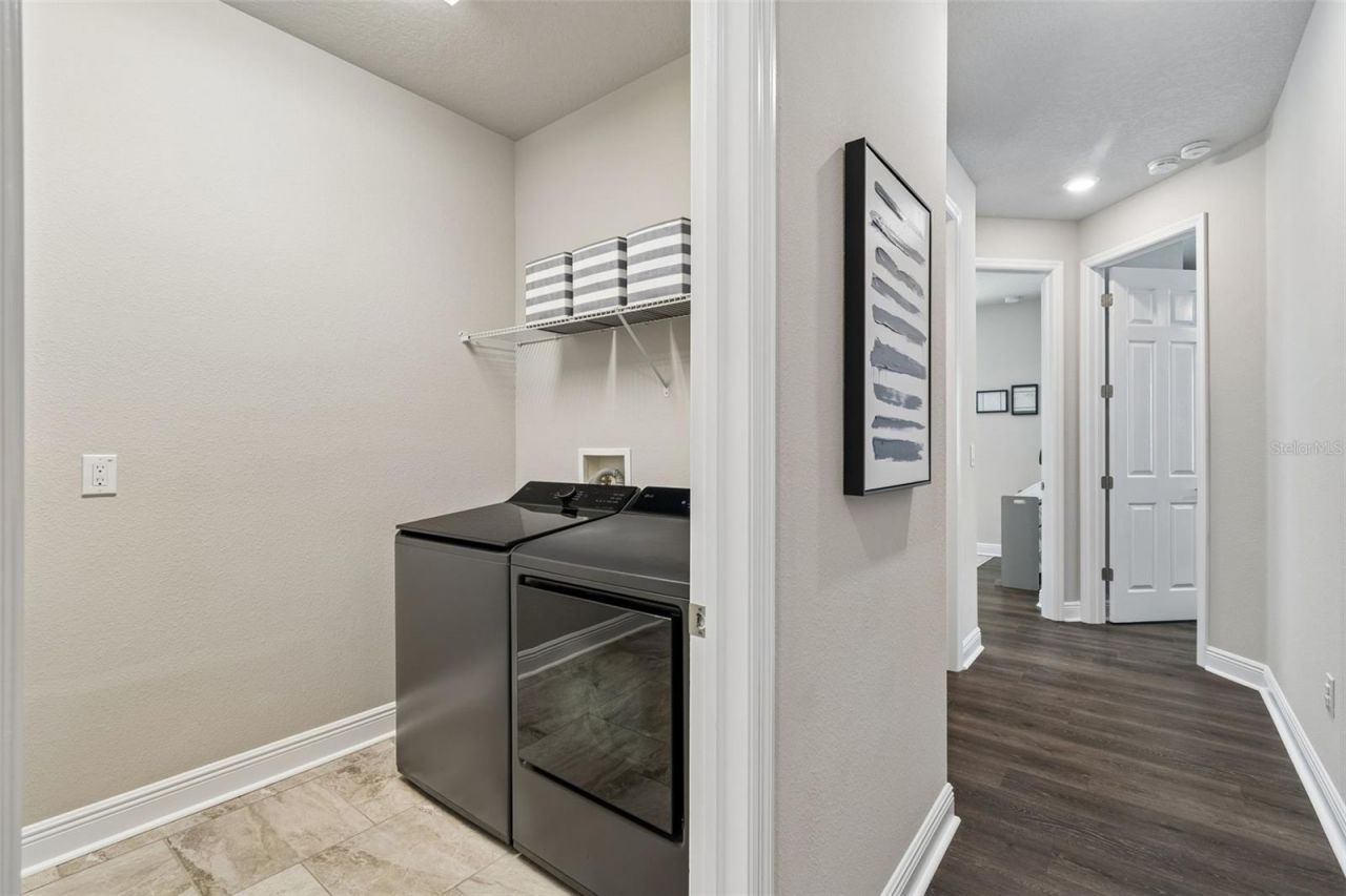 4911 Lakeshore Oaks Court, Tampa, FL 33624 Photo