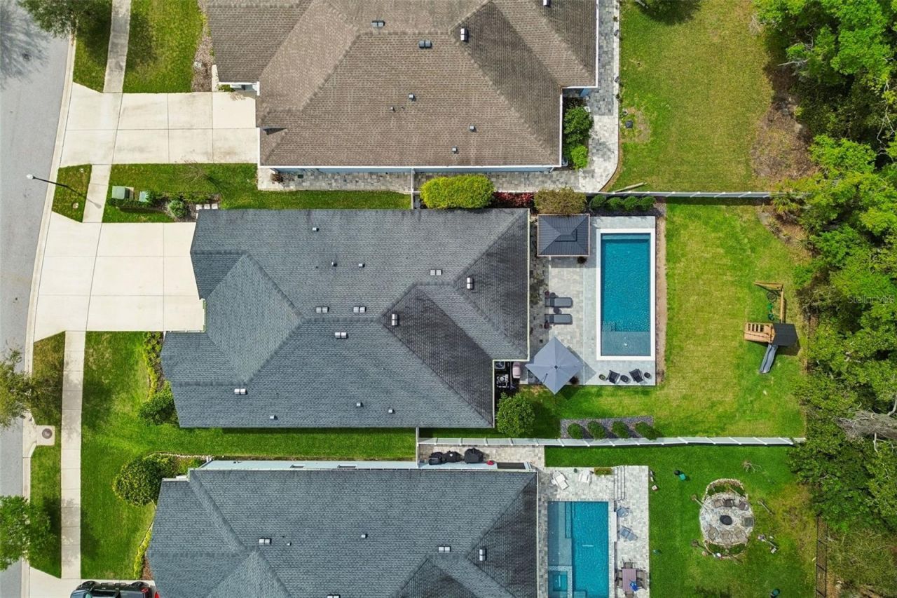 4911 Lakeshore Oaks Court, Tampa, FL 33624 Photo