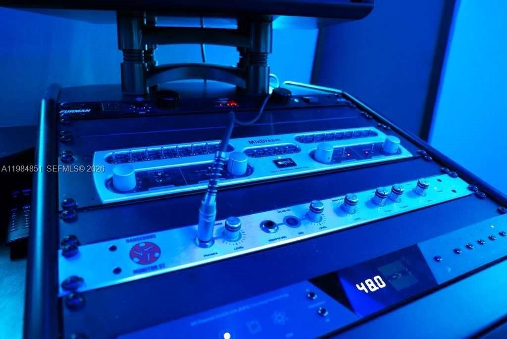 2100 NW 99th Ave , Doral, FL 33172 Photo