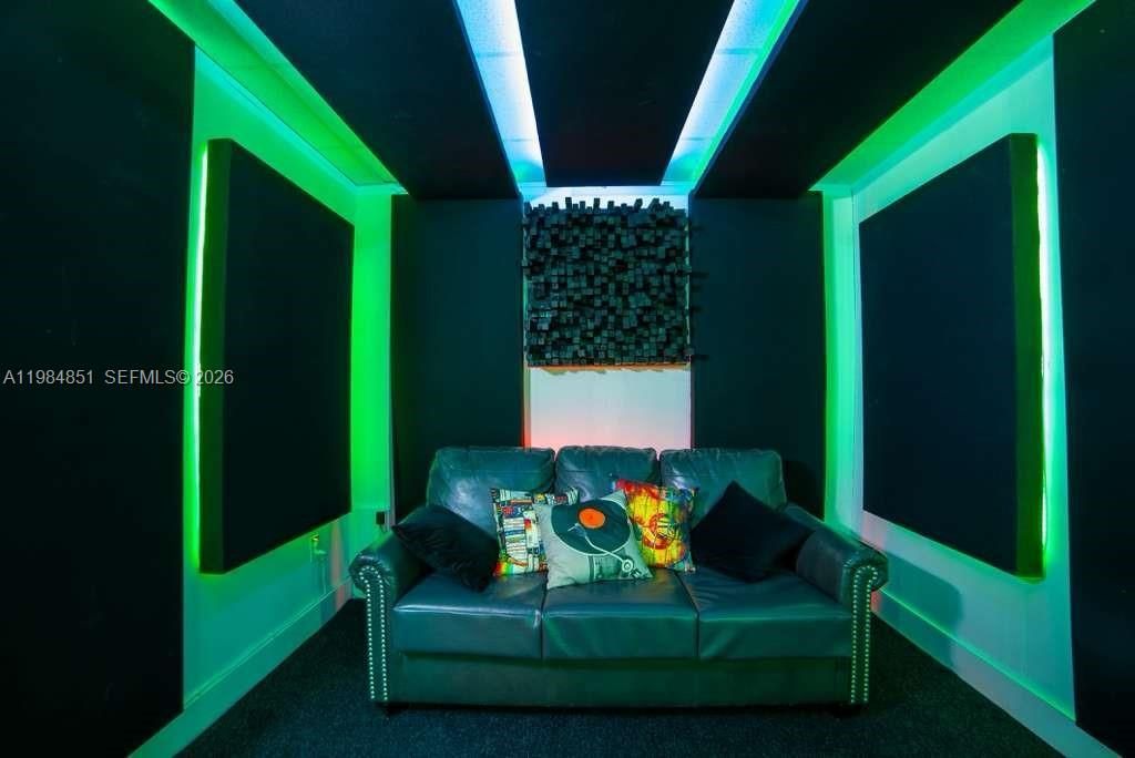 2100 NW 99th Ave , Doral, FL 33172 Photo