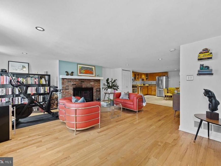 826 S 2nd Street, Unit 3, Philadelphia, PA 19147 Main Photo