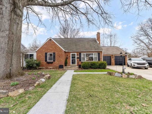 3612 SCHOOLHOUSE LANE, HARRISBURG, PA 17109