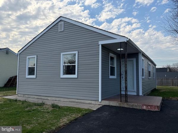 321 BASSETT AVENUE, NEW CASTLE, DE 19720