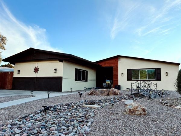 1102 Arapaho Way, Boulder City, NV 89005
