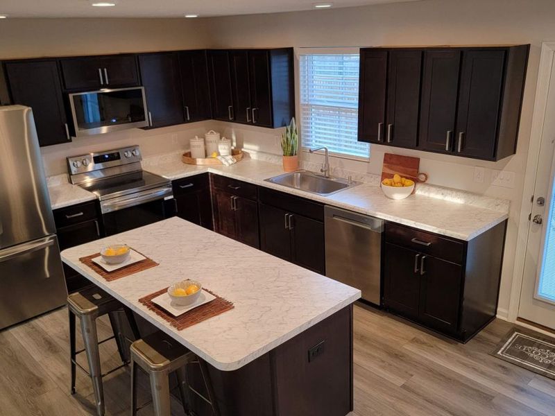 180 Chesapeake Circle, Springfield, OH 45505 Photo 7