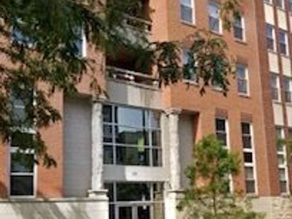 3550 W Montrose Avenue, Unit 406, Chicago, IL 60618