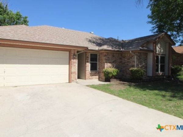 210 Paula Street , Copperas Cove, TX 76522