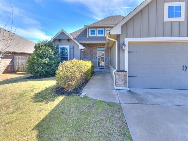 11032 NW 8th Street, Yukon, OK 73099