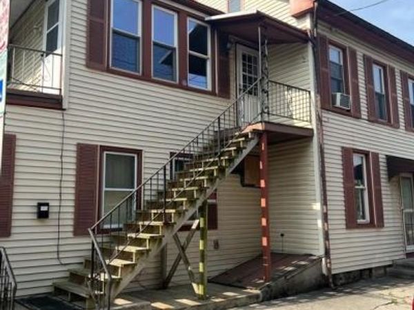922 WATER STREET , Unit 2, LEBANON, PA 17046