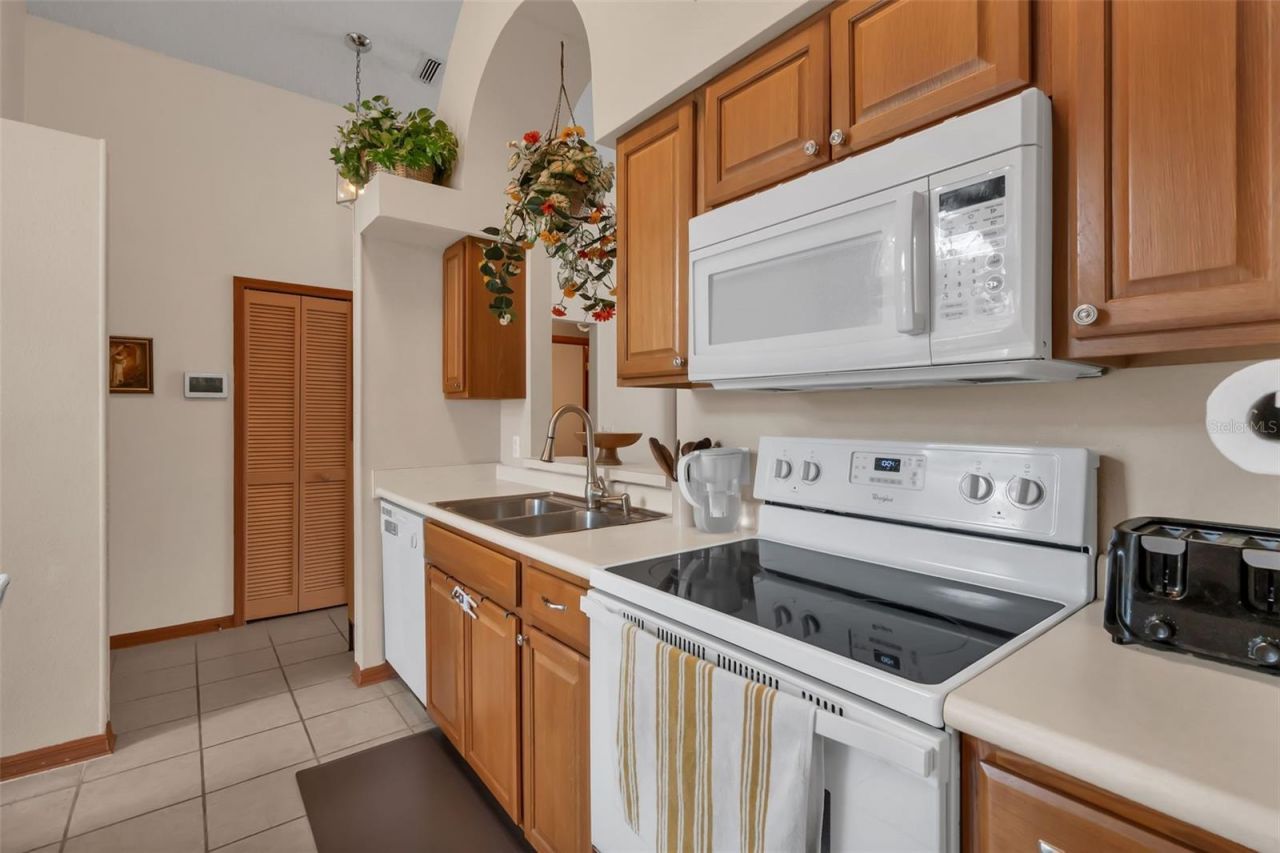 3024 Bloomsbury Drive, Kissimmee, FL 34747 Photo