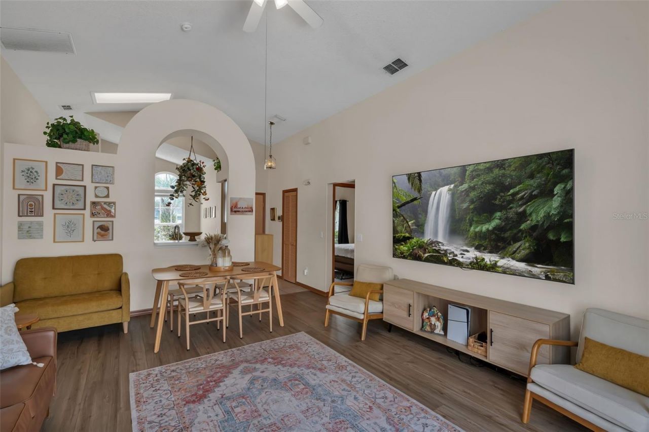 3024 Bloomsbury Drive, Kissimmee, FL 34747 Photo