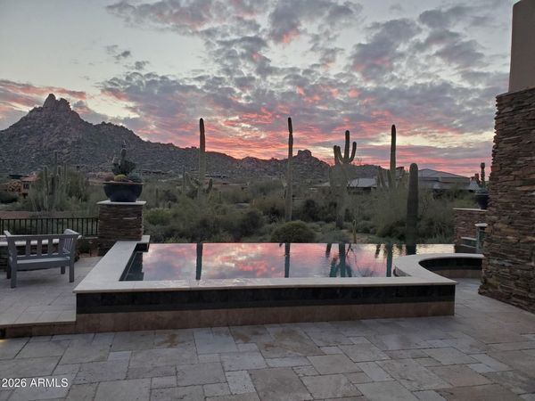 10585 E CRESCENT MOON Drive, Unit 32, Scottsdale, AZ 85262