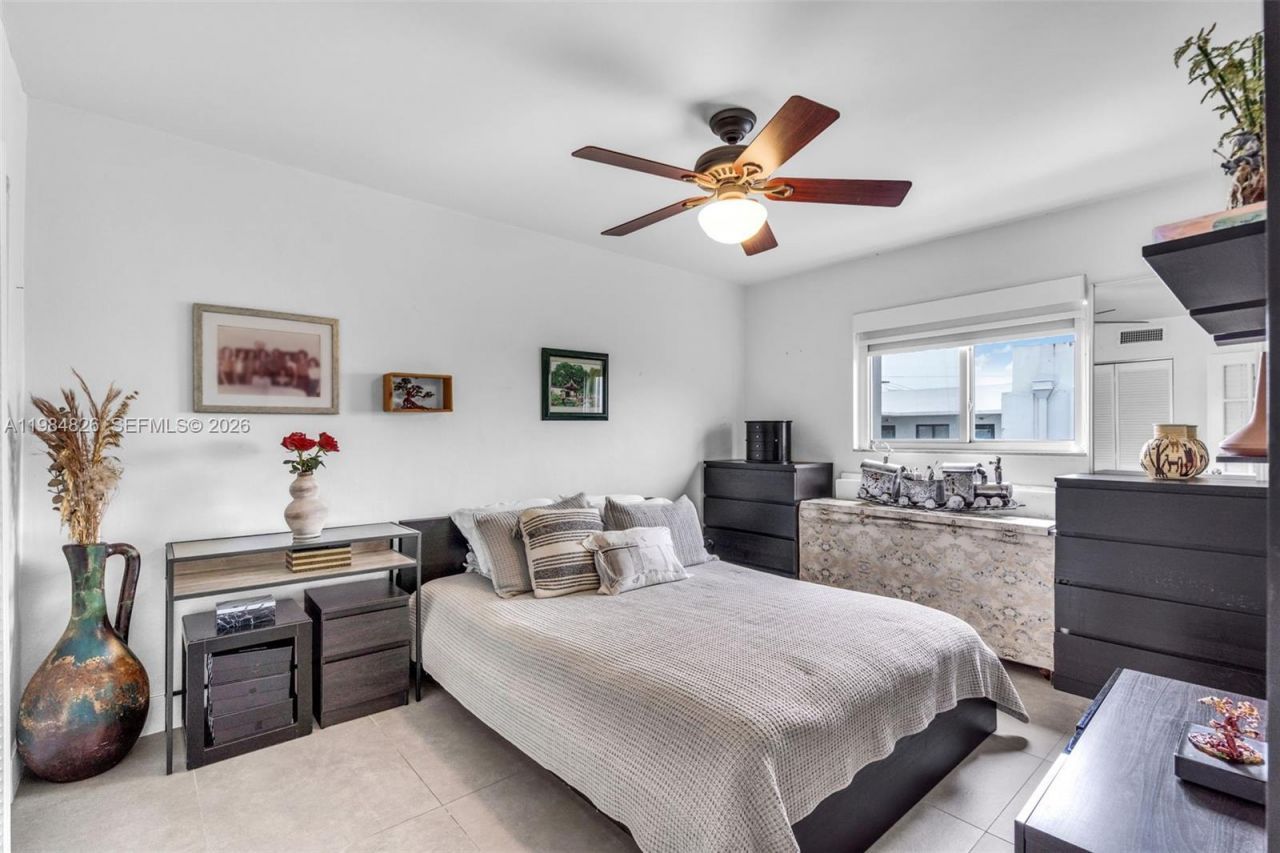 820 Salzedo St , Unit 403, Coral Gables, FL 33134 Photo