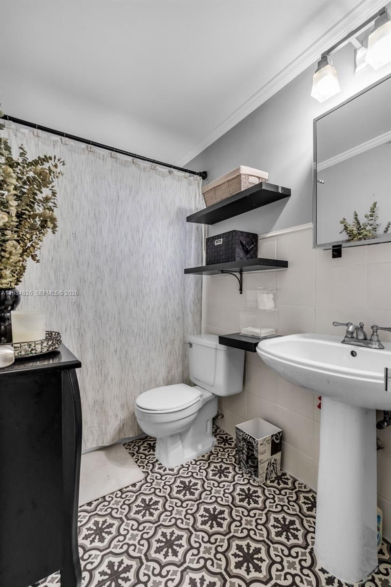 820 Salzedo St , Unit 403, Coral Gables, FL 33134 Photo