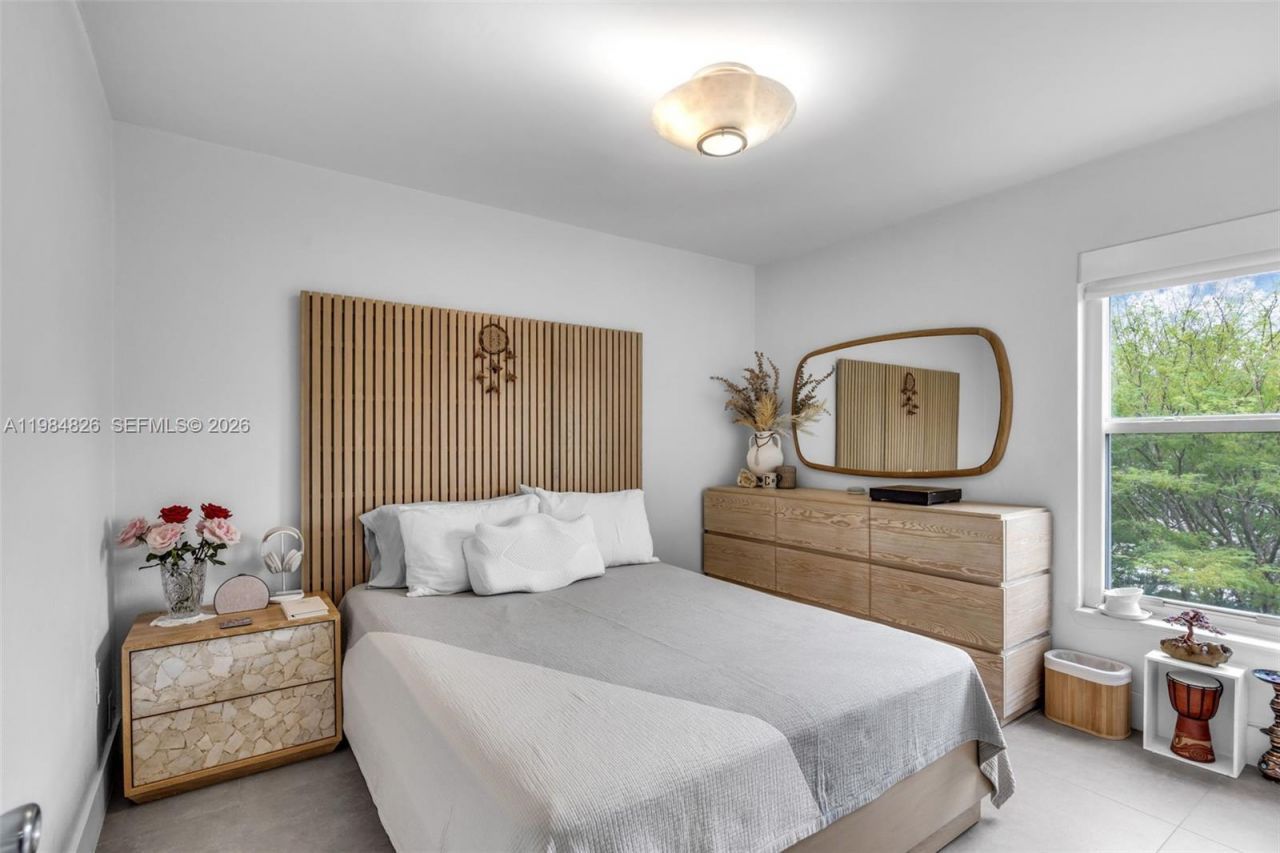 820 Salzedo St , Unit 403, Coral Gables, FL 33134 Photo