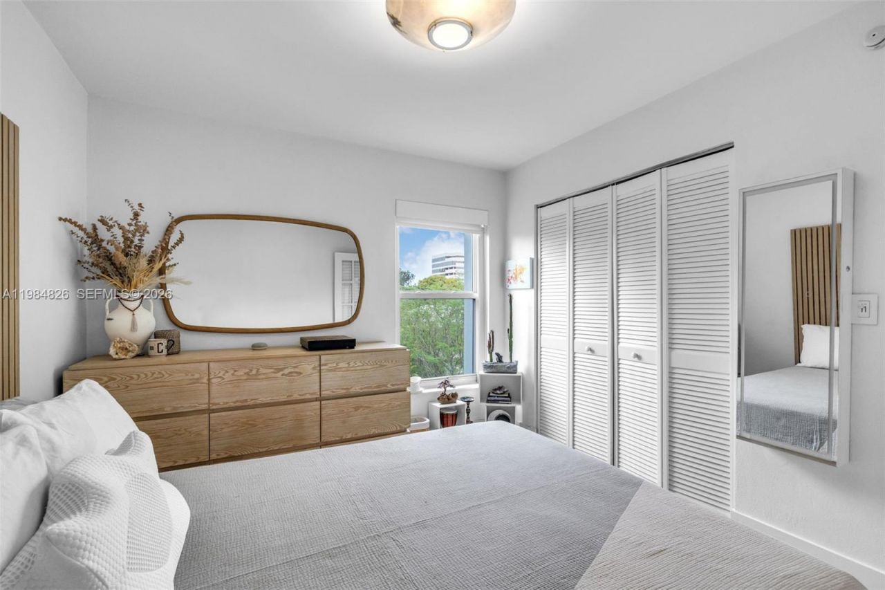 820 Salzedo St , Unit 403, Coral Gables, FL 33134 Photo