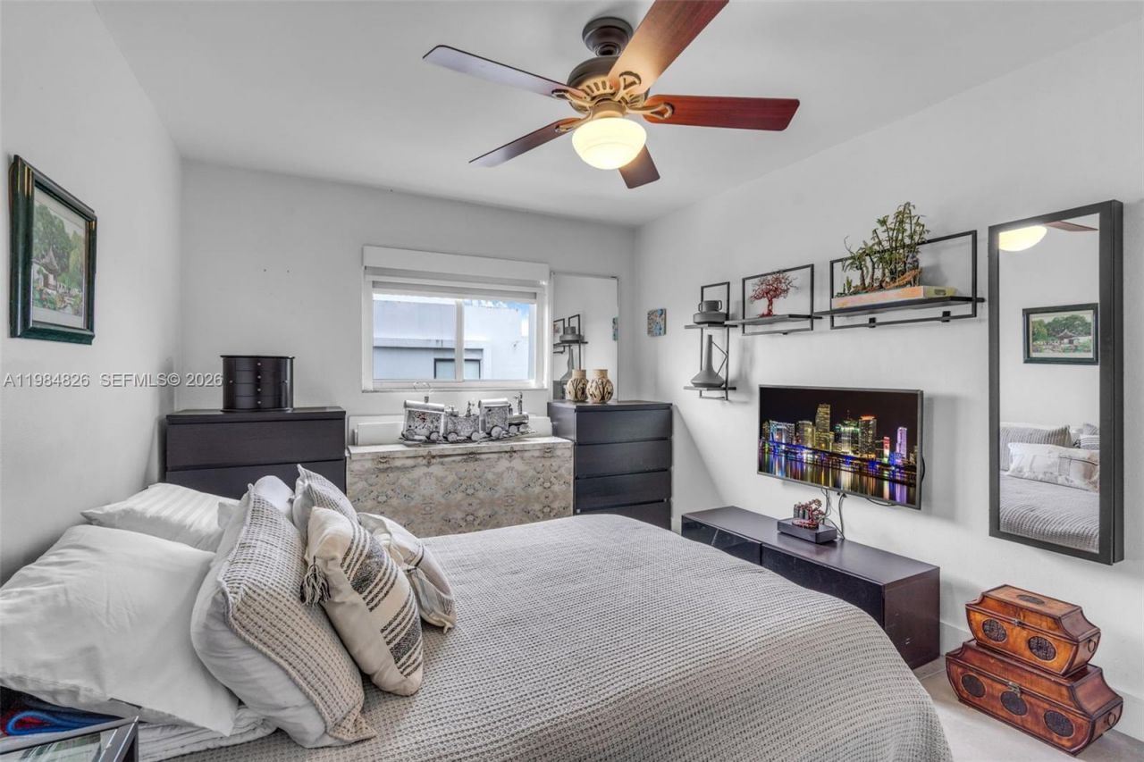 820 Salzedo St , Unit 403, Coral Gables, FL 33134 Photo