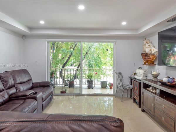 13700 SW 62nd St , Unit 222, Miami, FL 33183