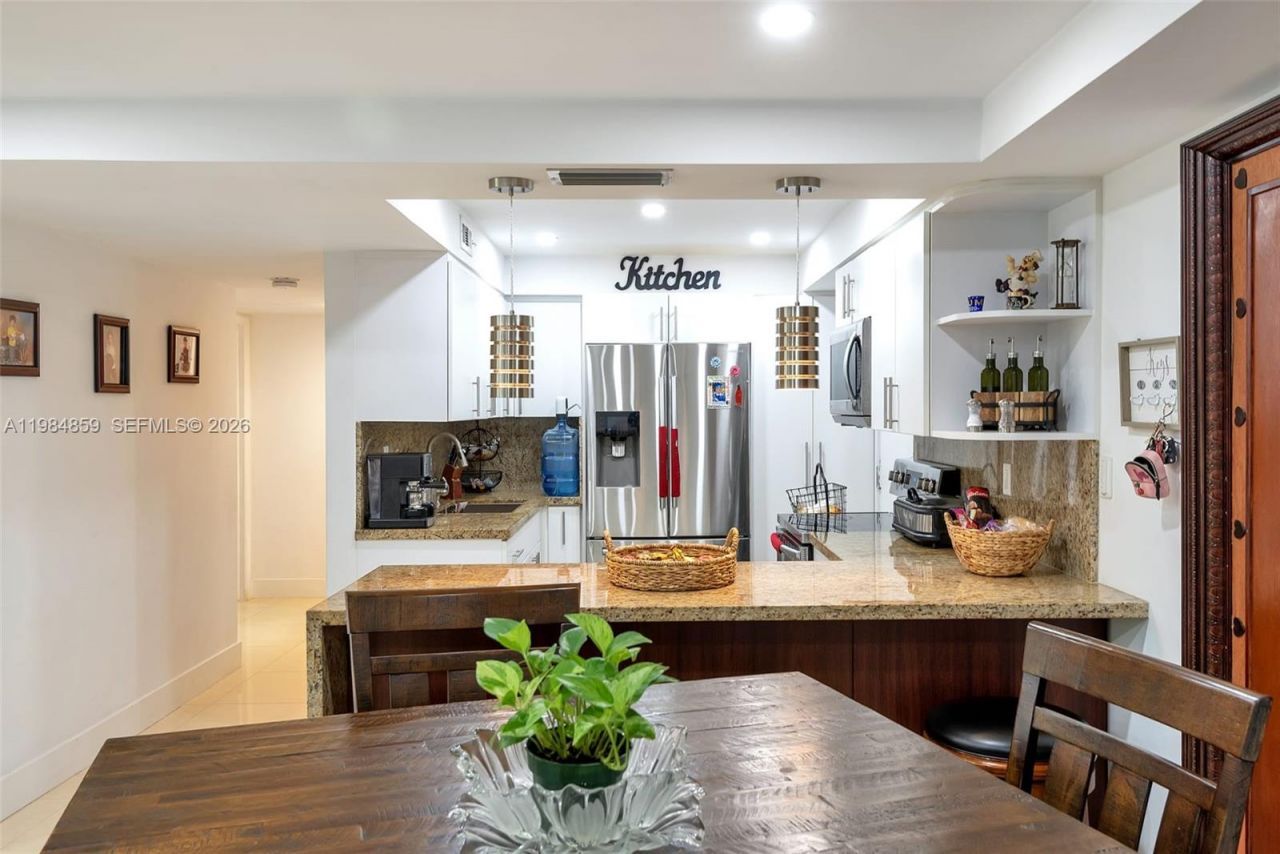 13700 SW 62nd St , Unit 222, Miami, FL 33183 Photo