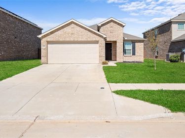 4432 Sagecroft Road, Fort Worth, TX 76036