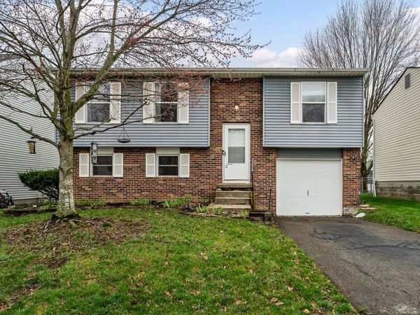 8377 Waco Lane, Powell, OH 43065