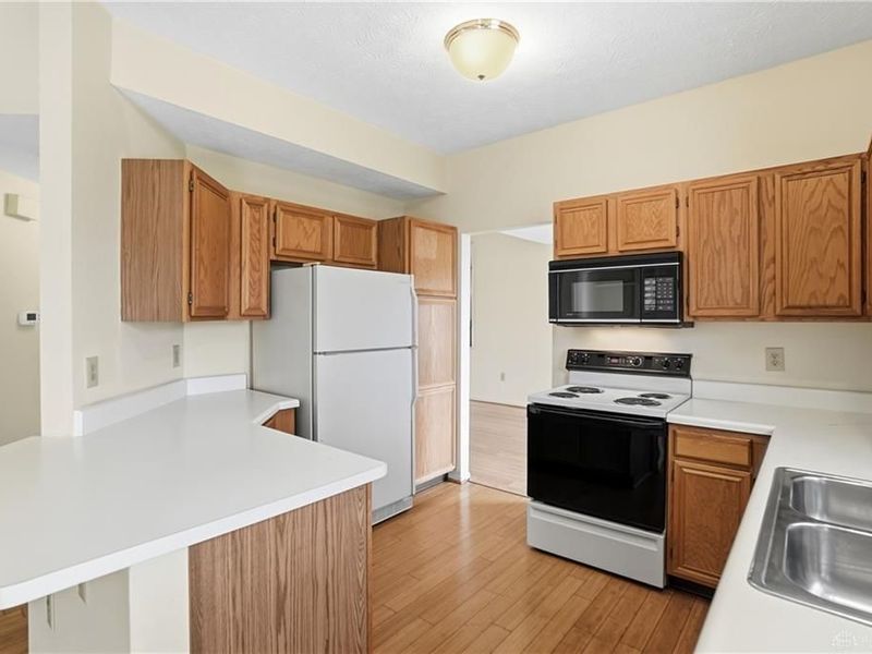 2280 Polo Park Drive, Miami Township, OH 45439 Photo 10