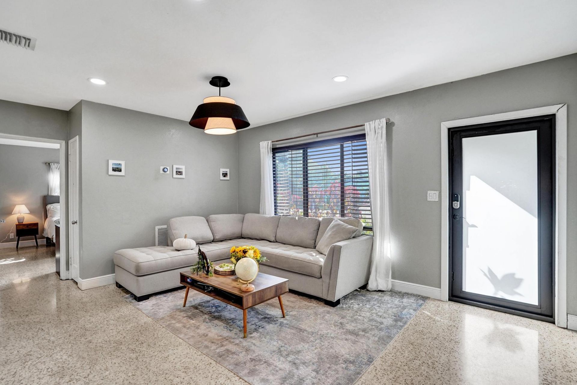 1728 NE 17th Terrace, Fort Lauderdale, FL 33305 Photo