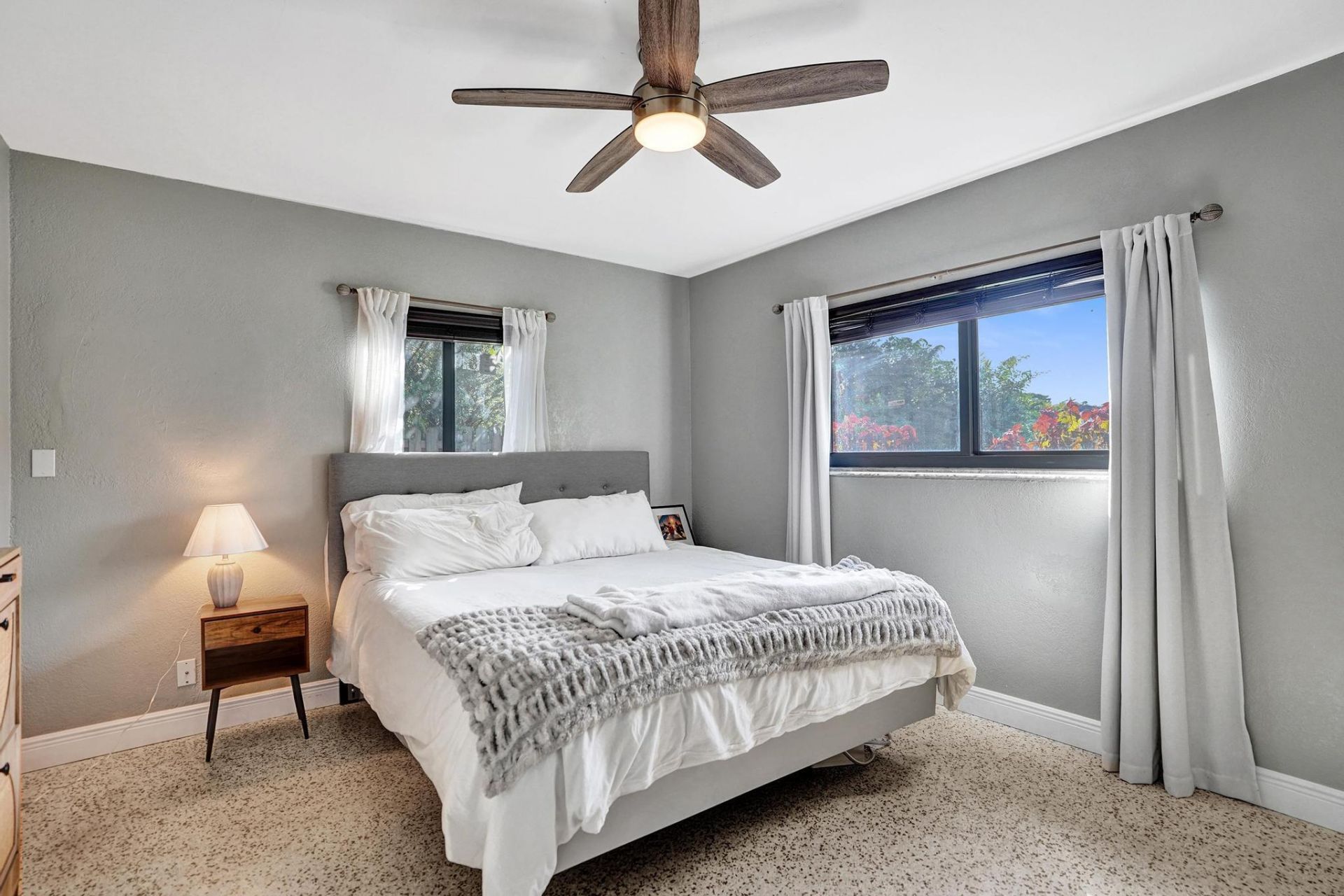 1728 NE 17th Terrace, Fort Lauderdale, FL 33305 Photo