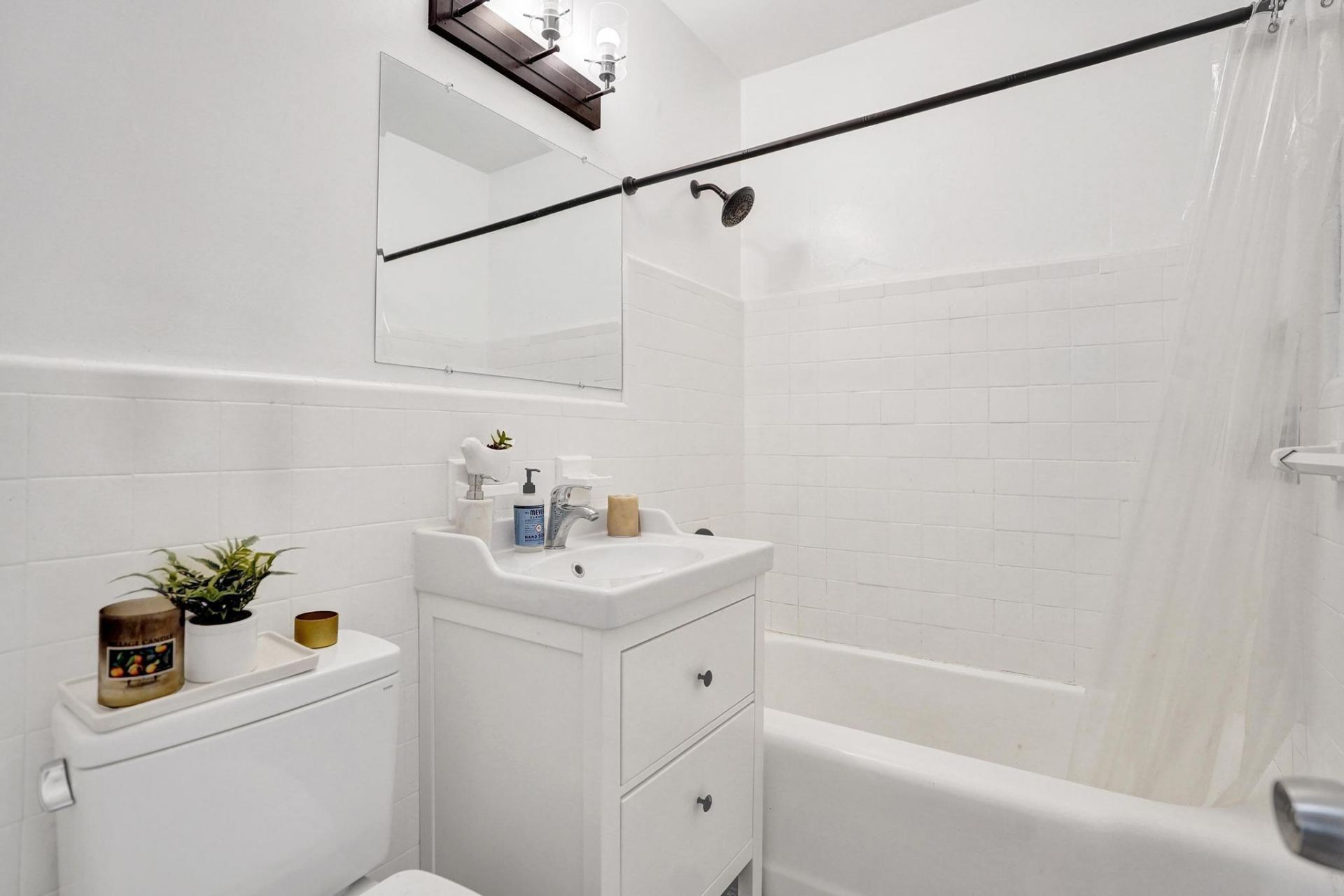 1728 NE 17th Terrace, Fort Lauderdale, FL 33305 Photo